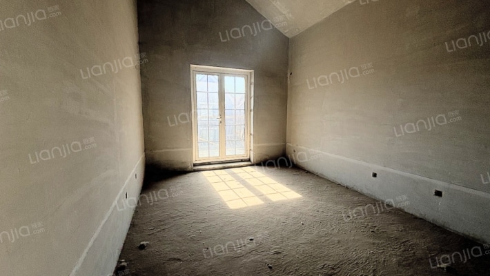 丹佛尔湾独栋别墅，诚意出售，房本在手，随时过户.-卧室B