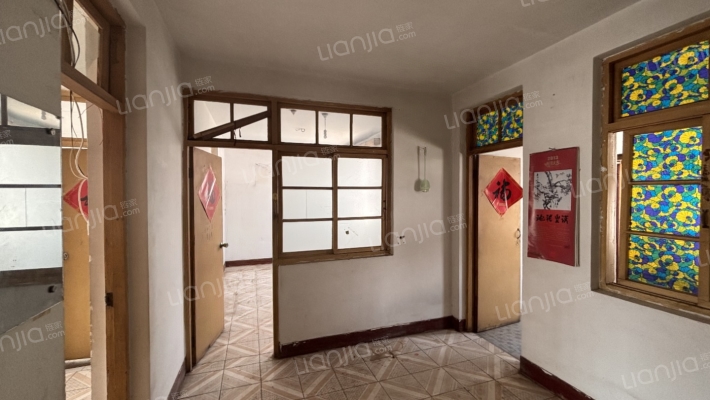 税务局宿舍二手房实景图