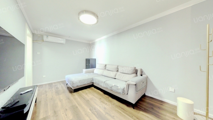 合立方二手房实景图