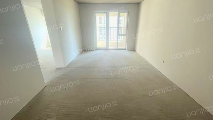 本房源户型方正，采光通风良好，低总价，适合刚需过渡-客厅