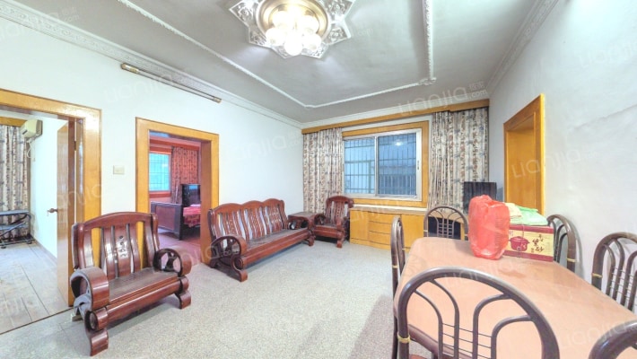 解放路二手房实景图