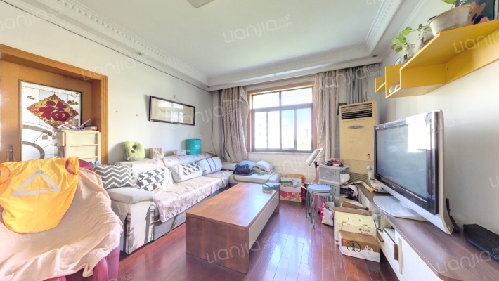 莘松九村二手房实景图