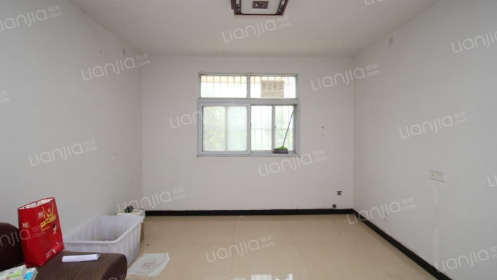 财源小区二手房实景图