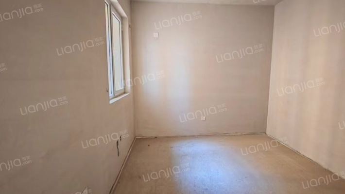 全南向两居，业主诚心出售，可以看房子，北京通勤方便-卧室A