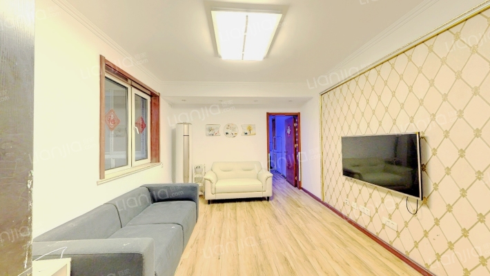 远东海岸华府二手房实景图