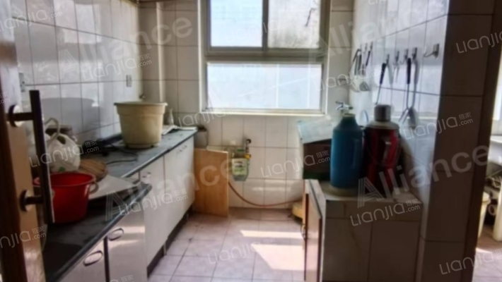 全南两居  低楼层  七十年大产权-厨房