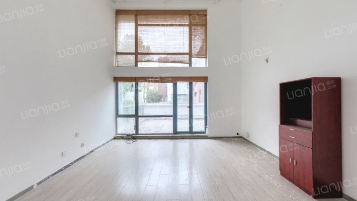 复地北桥城(都市路399弄)(别墅)二手房实景图