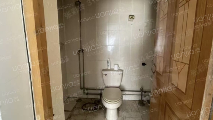 物探局小区  集中供暖  宝石花物业-卫生间B