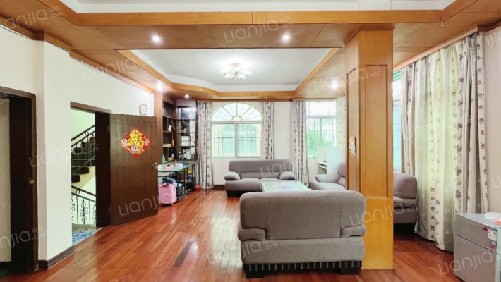 桂信小区二手房实景图