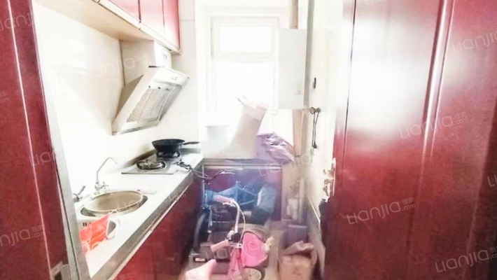 天保郦景标准小两居，老城区里的电梯房。-厨房