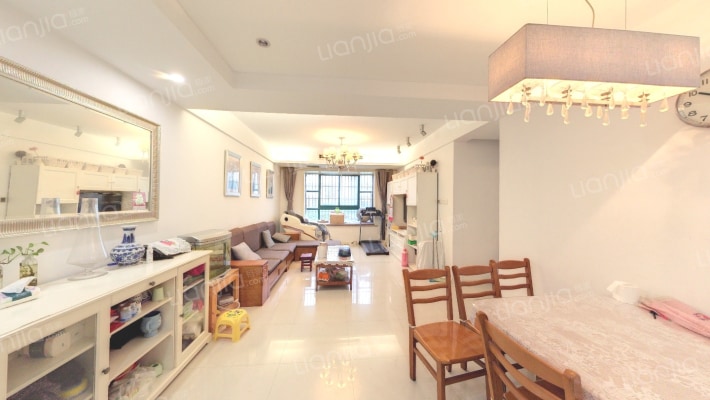 格林春天野花园二手房实景图