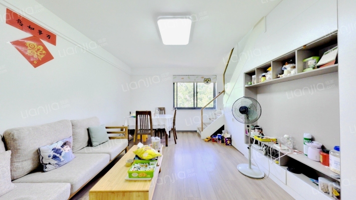 彩虹苑二手房实景图