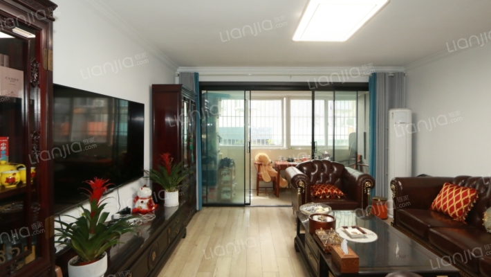 时代花园二手房实景图