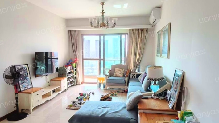 雅居乐山海间一期二手房实景图