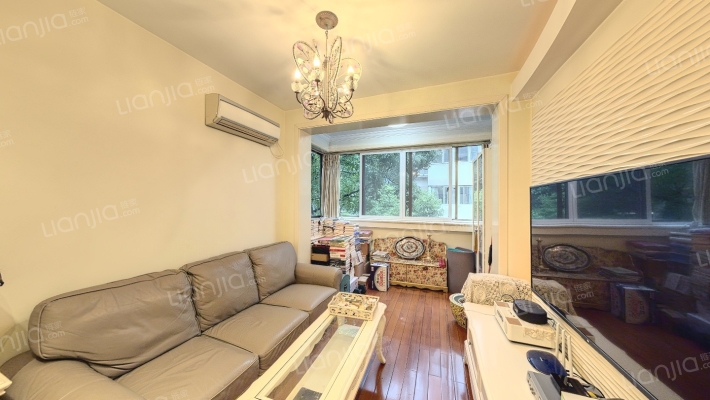 佳安公寓二手房实景图