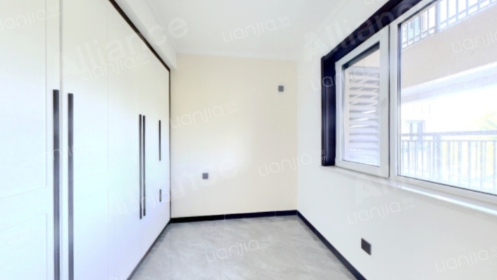 社区规模大 绿化高 幸福物业上市公司，24小时保安！-卧室C