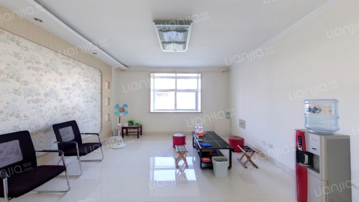 颐和名居二手房实景图