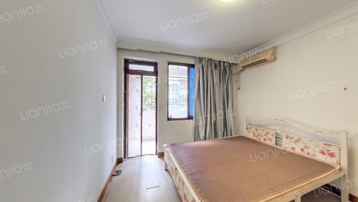 沁芳园二手房实景图