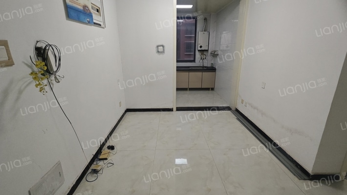 国宾华府二手房实景图