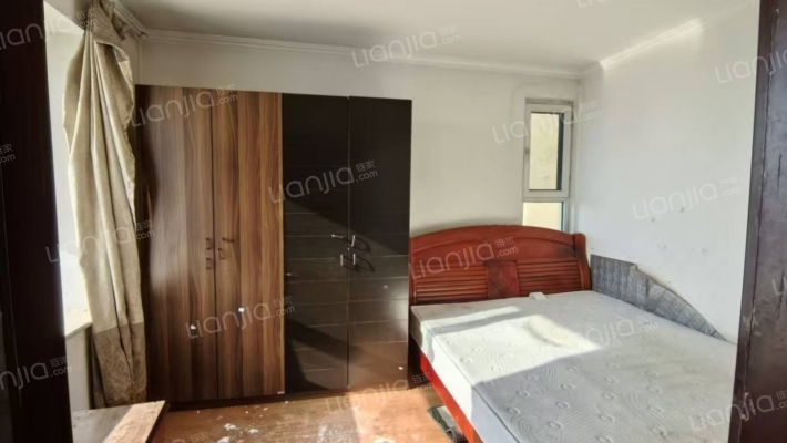 水岸花城 2室1厅 南-卧室B