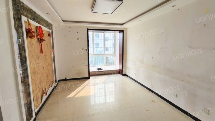 天筑逸城 2室2厅 南 北-客厅