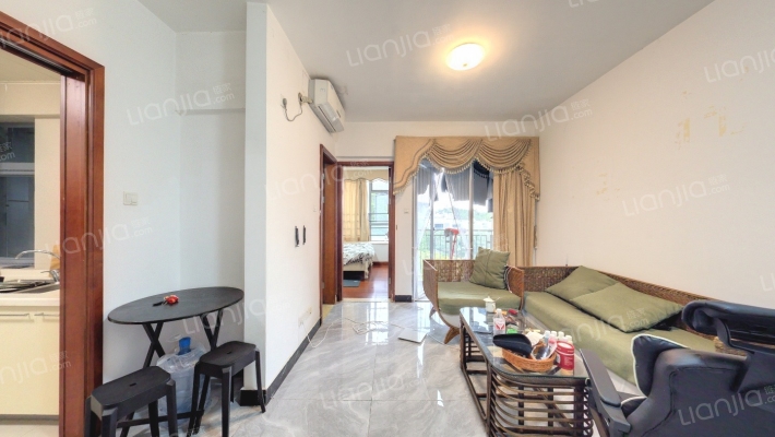 金地荔湖城二手房实景图