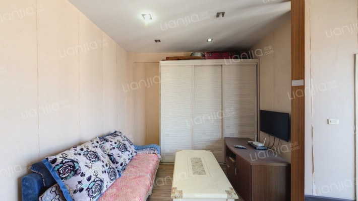 天泰金地广场二手房实景图