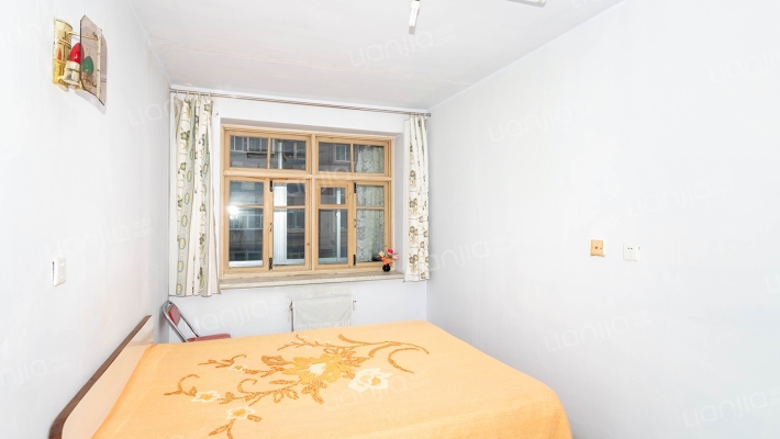 一中小区二手房实景图