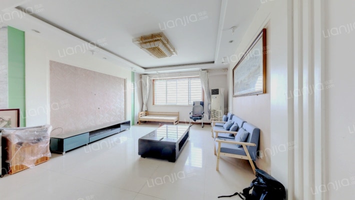 彩虹风景家园二手房实景图