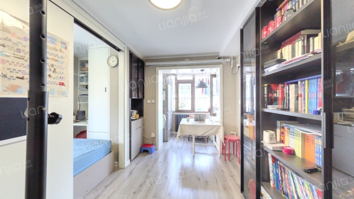 云梯胡同二手房实景图