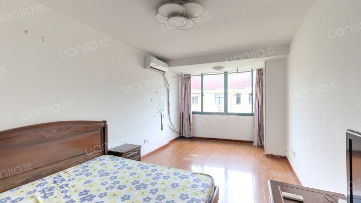 乳山四村二手房实景图