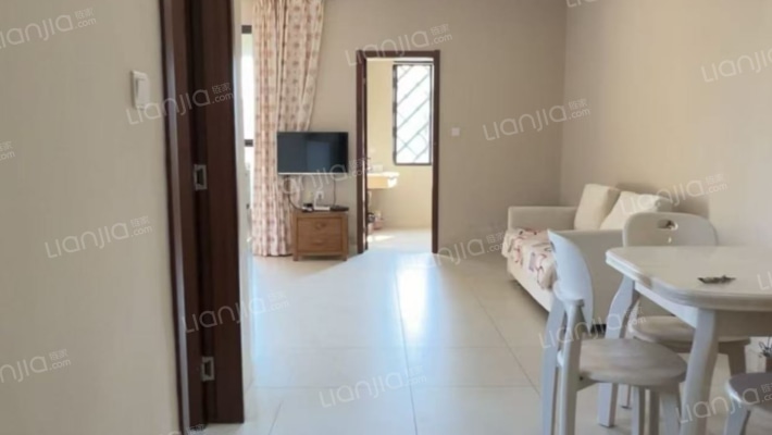 石梅山庄一期二手房实景图