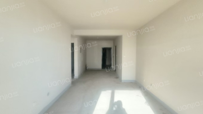 水岸花城 1室1厅 南-客厅