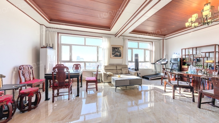 圣海大厦二手房实景图