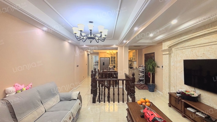 泰悦首府二手房实景图