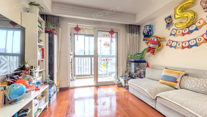 同济融景雅苑二手房实景图