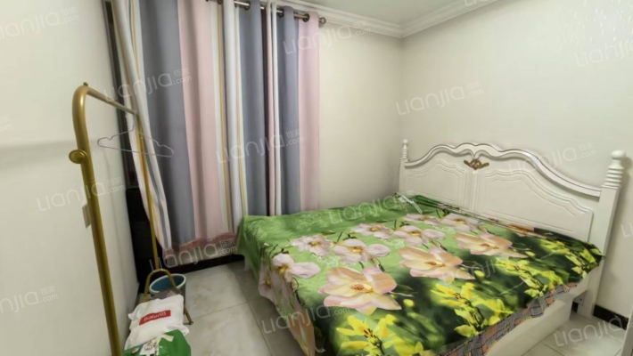 天著华府二手房实景图