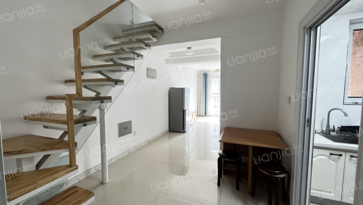 卓悦城 2室1厅 南-餐厅