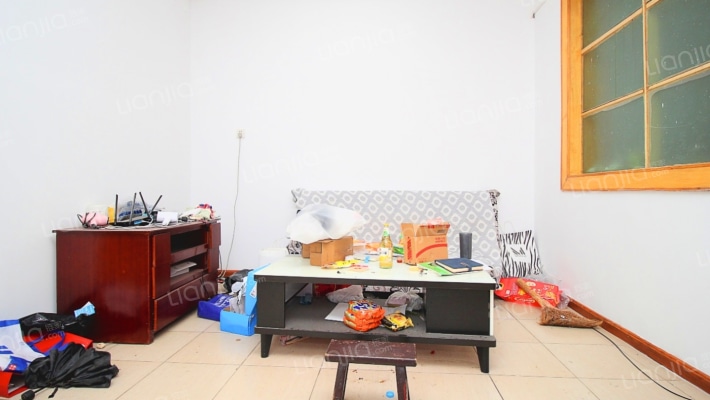 市教委居民小区二手房实景图