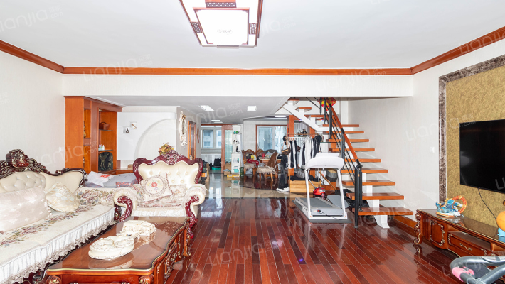 华美馨园小区二手房实景图