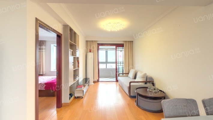 锦和苑西区二手房实景图