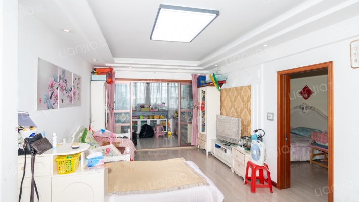 佰阳颐园二手房实景图