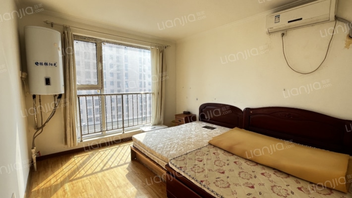 卓悦城 2室1厅 南-卧室B