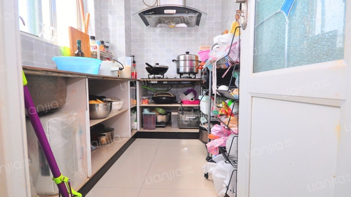 紫荆城小面积住宅 民用水电 一室一厅 产证在手 可按揭-厨房
