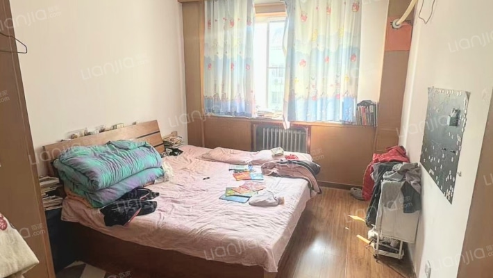 范阳路 物探二号院 南北通透三居诚心出售-多功能间