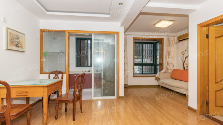 天华星城二手房实景图