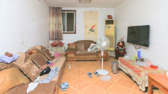 三教堂南街二手房实景图