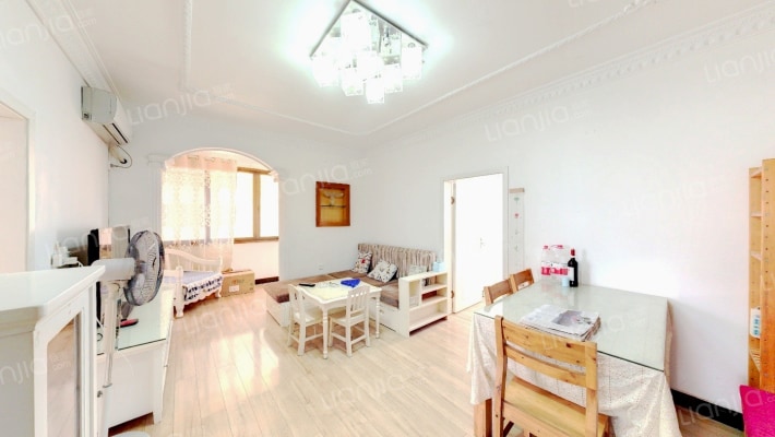 信义小区家属区二手房实景图