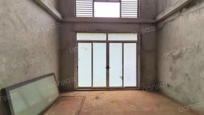 鸿洲江山云邸二手房实景图