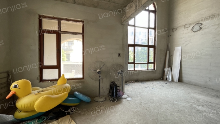 蓝海湾二手房实景图